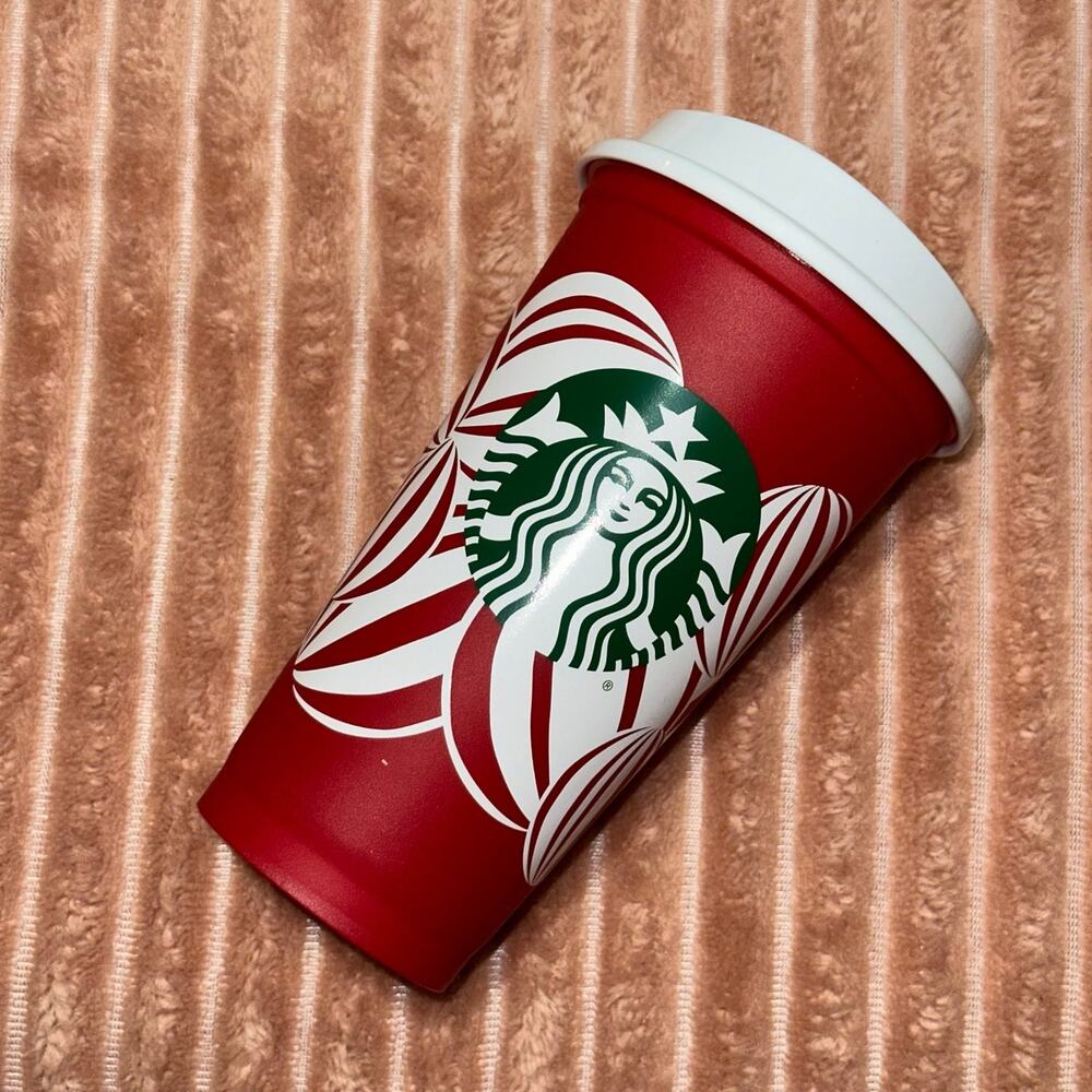 Starbucks 2024 Holiday Reusable Red Cup - 16 oz